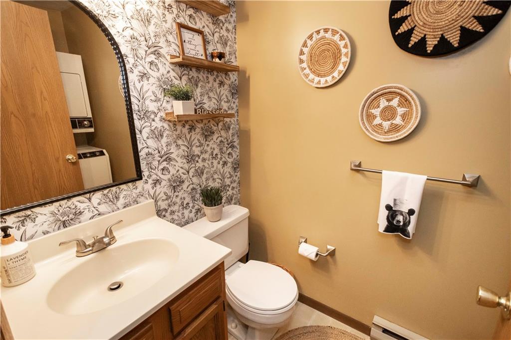 1817 Eagles Ridge Court Hidden Valley, PA 15502 - Photo 21 of 50 a bathroom with a sink and a mirror