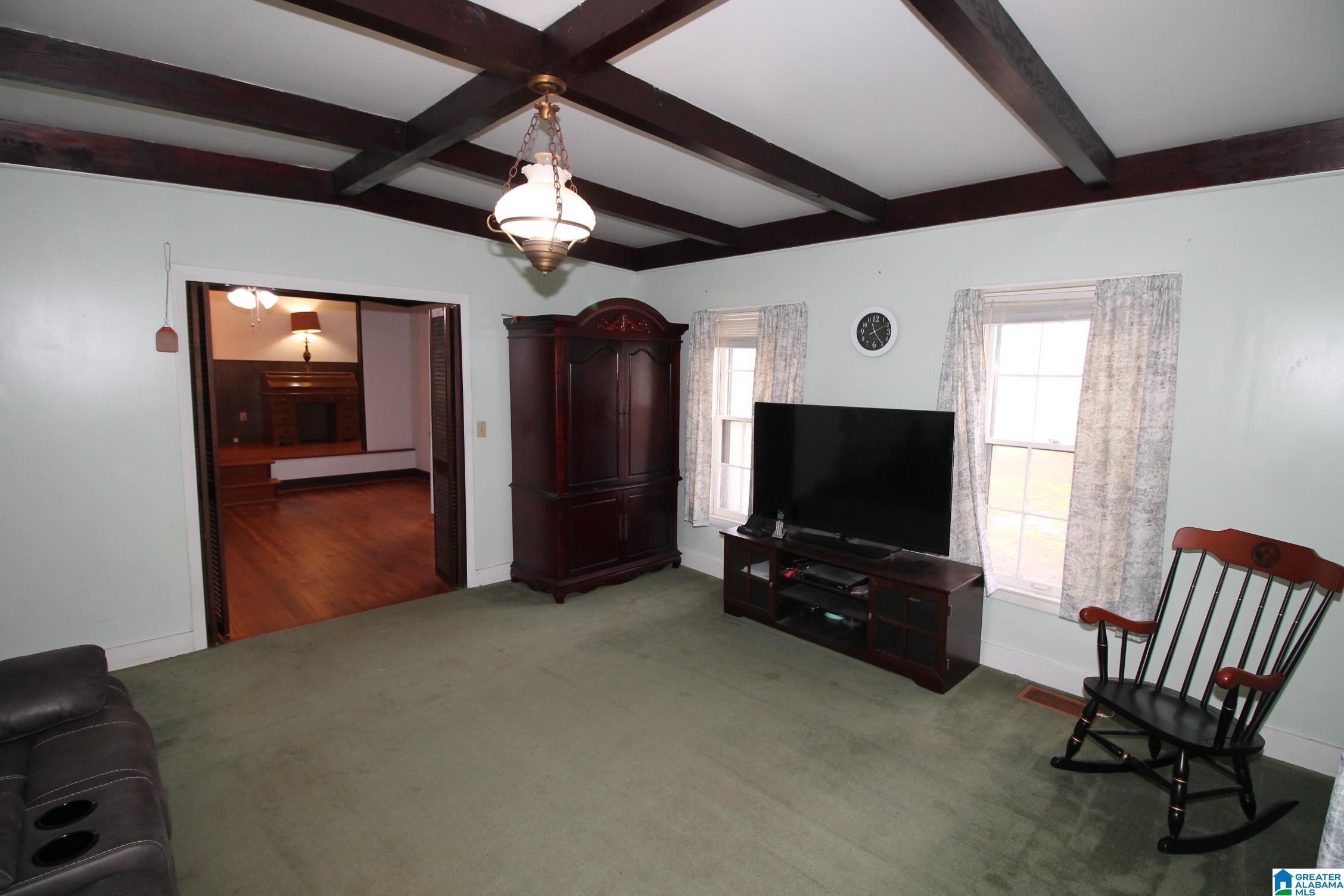 6701 Quinton Road Dora, AL 35062 - Photo 2 of 16