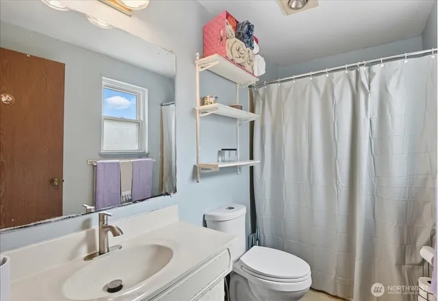 $669,950 | 13633 42nd Avenue South, Tukwila, WA 98168