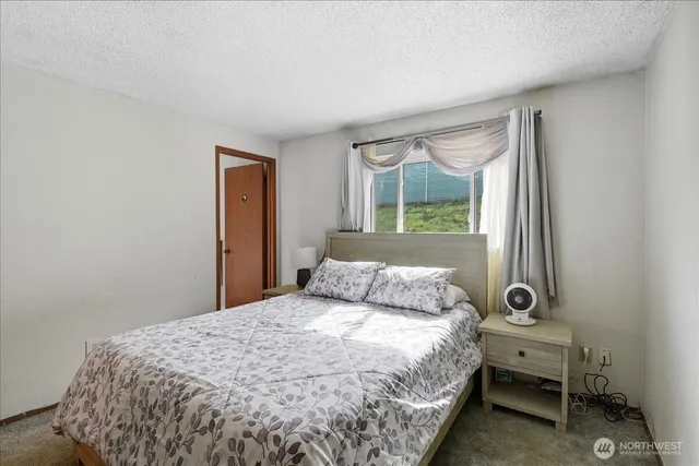 $669,950 | 13633 42nd Avenue South, Tukwila, WA 98168