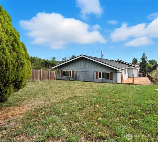 $669,950 | 13633 42nd Avenue South, Tukwila, WA 98168