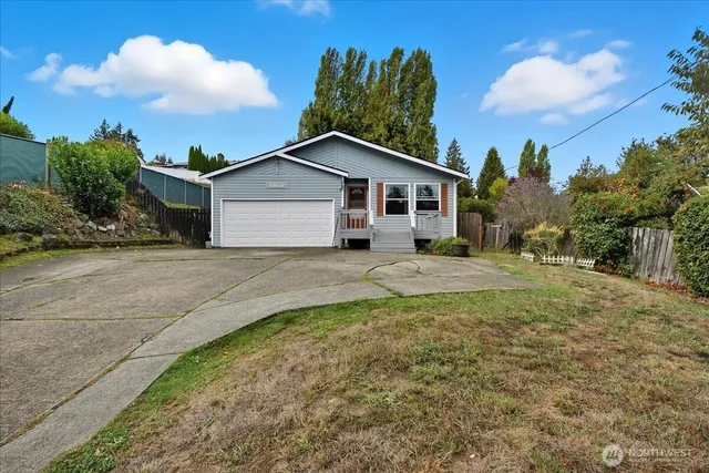 $669,950 | 13633 42nd Avenue South, Tukwila, WA 98168