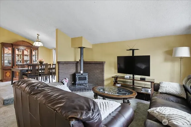 $669,950 | 13633 42nd Avenue South, Tukwila, WA 98168