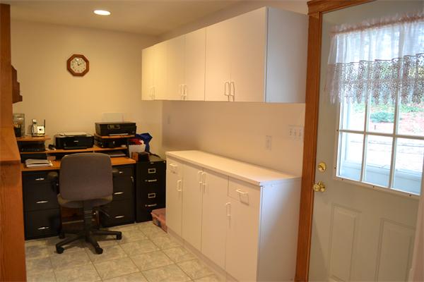 8 Theresa Road Stoneham, MA 02180 - Photo 8 of 28 Gallery Image 8