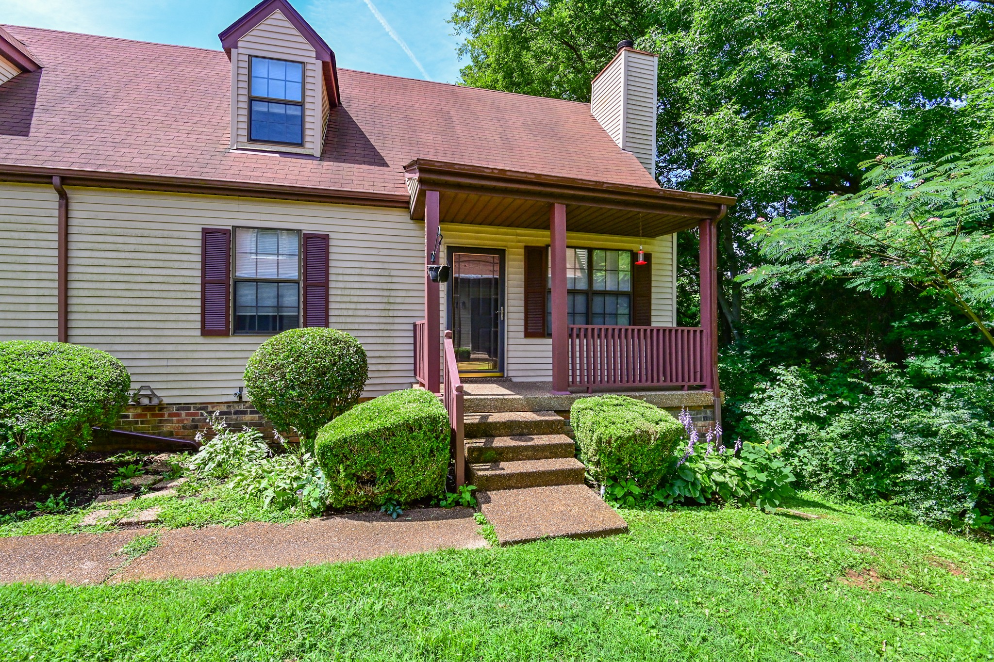 1334 Quail Valley Road Nashville, TN 37214 - Photo 2 of 23 Gallery Image 2