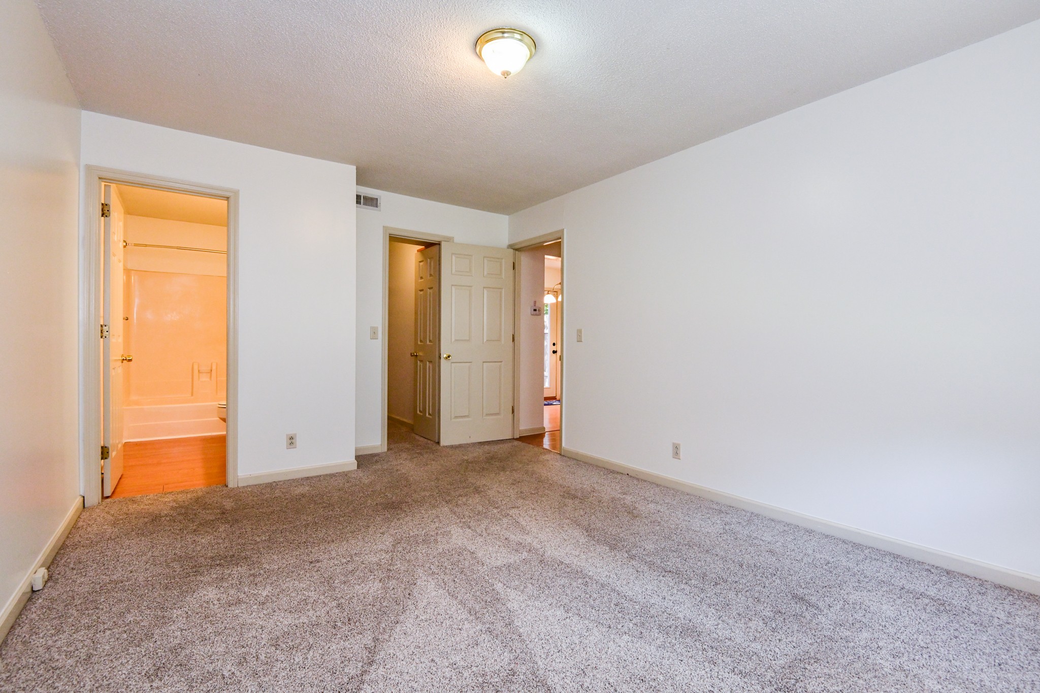 1334 Quail Valley Road Nashville, TN 37214 - Photo 8 of 23 Gallery Image 8