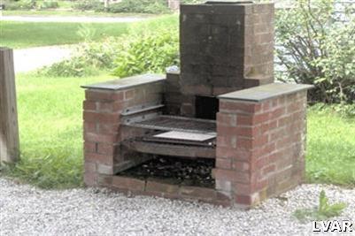 1523 Cherry Valley Road Stroudsburg, PA 18360 - Photo 3 of 6 Barbeque