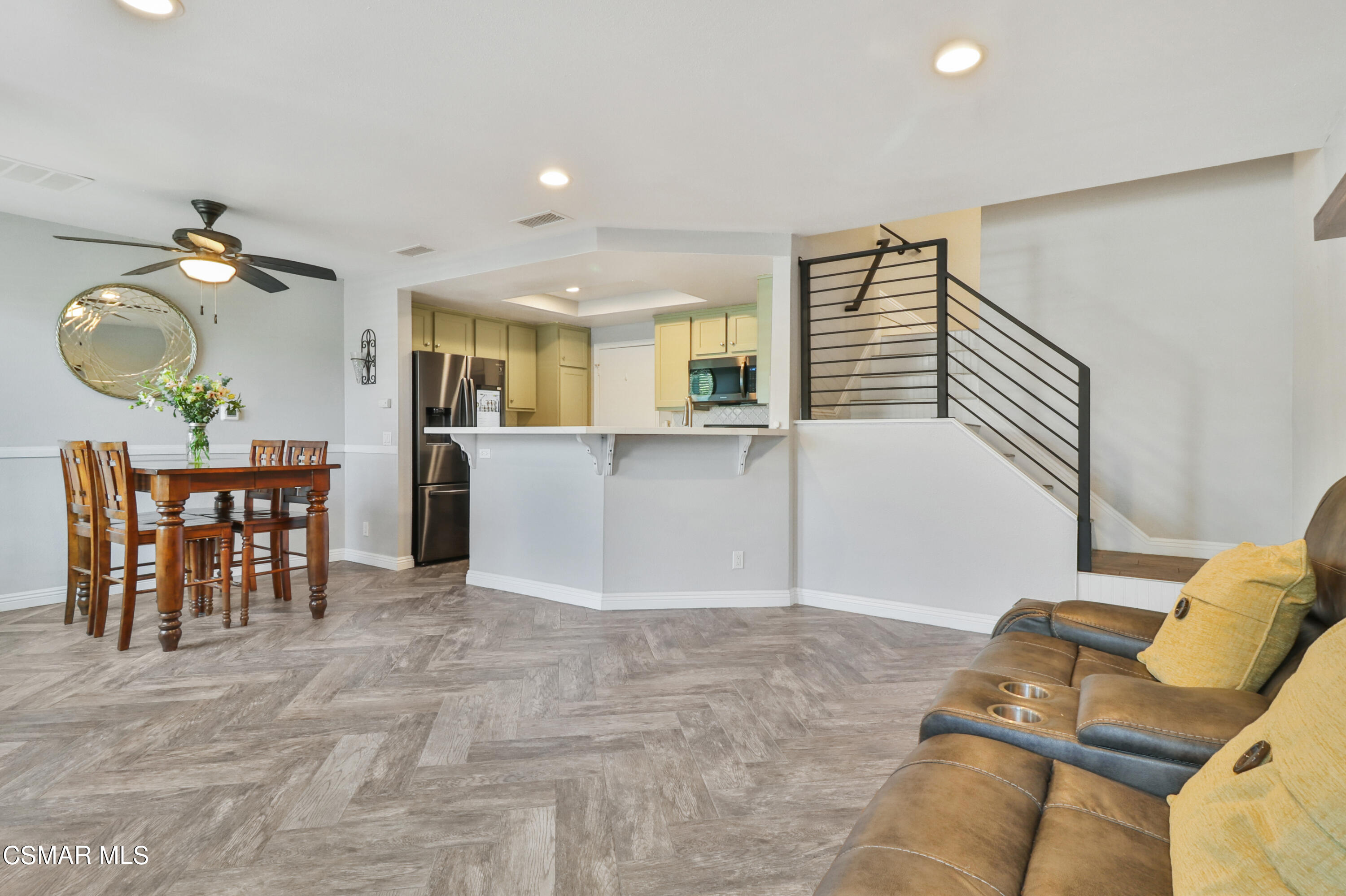 3974 Cochran Street, Unit 80 Simi Valley, CA 93063 - Photo 15 of 33 a view of kitchen and dining room