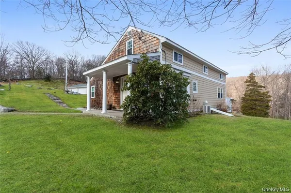 $3,200 | 401 Nichols Street, Carmel, NY 10512