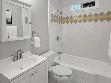 $1,850 | 656 Timm Valley Road Northeast, Atlanta, GA 30305