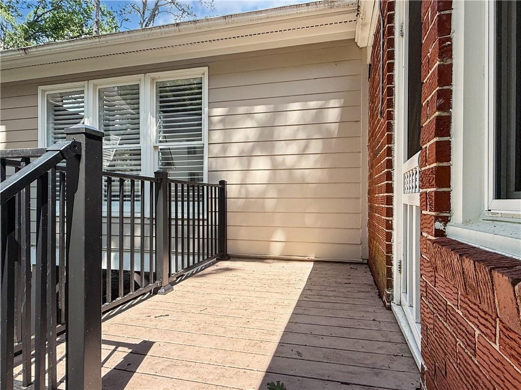 656 Timm Valley Road Northeast Atlanta, GA 30305 - Photo 17 of 19
