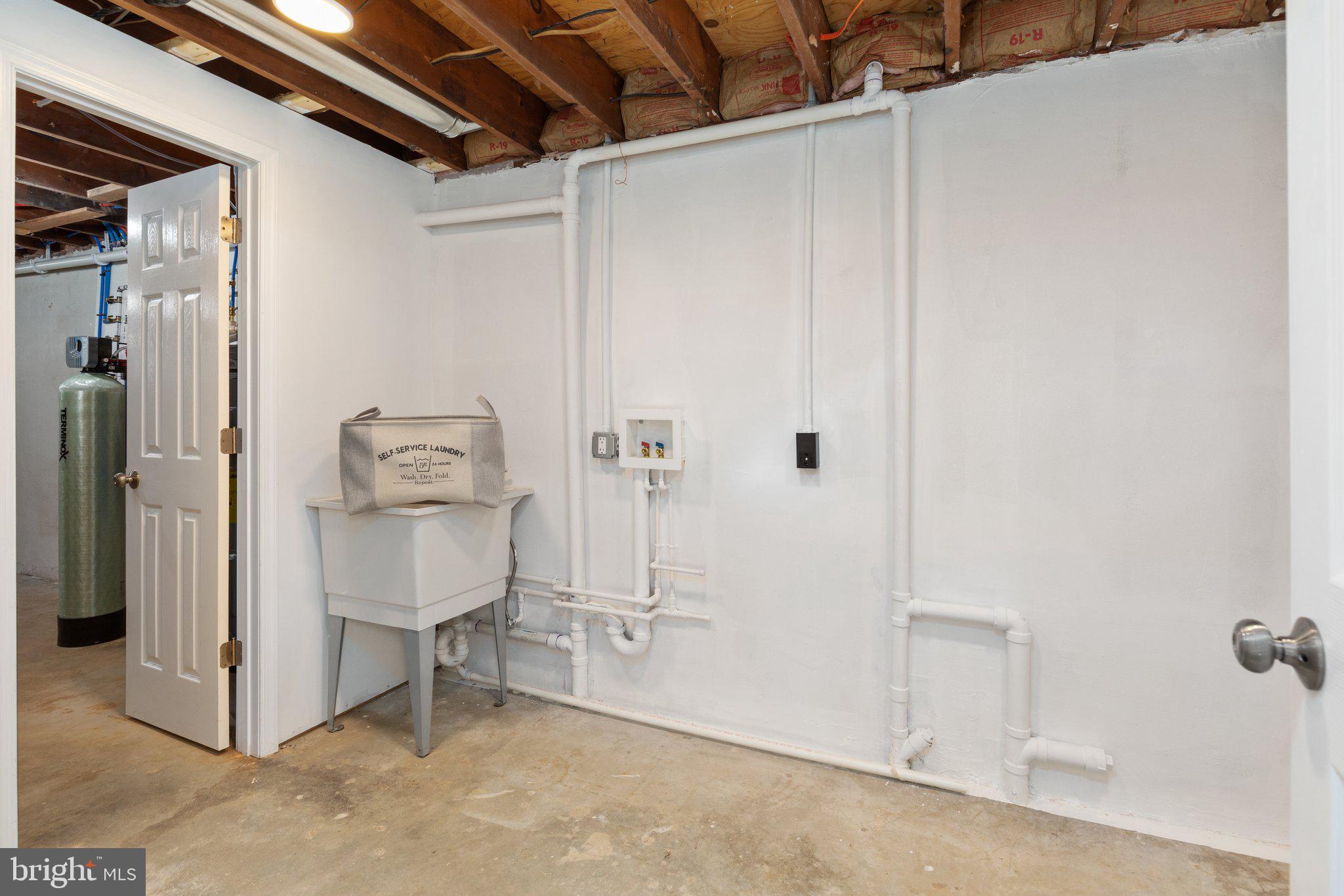 4083 Remount Road Front Royal, VA 22630 - Photo 22 of 33 Lower level laundry