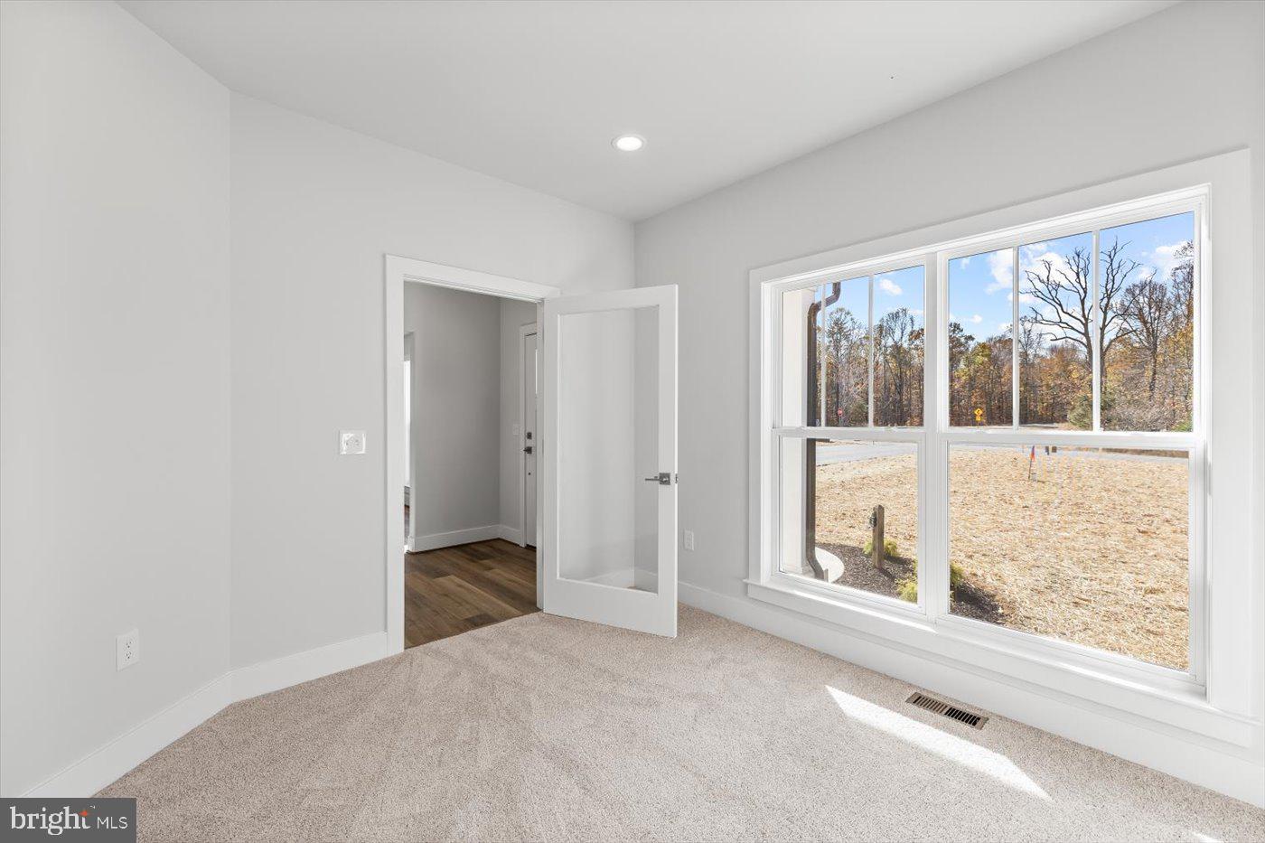 9091 Basil Road King George, VA 22485 - Photo 5 of 46 Gallery Image 5