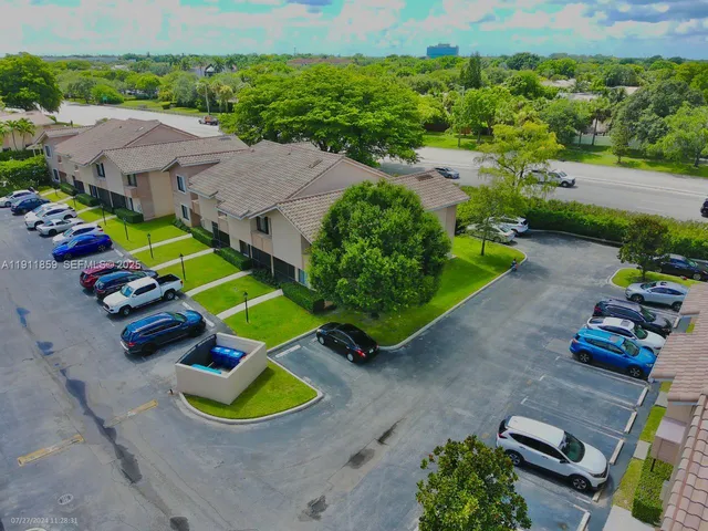 $3,200 | 9971 West Atlantic Boulevard, Unit 9971, Coral Springs, FL 33071