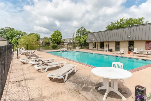 $1,250 | 10300 West Winston Avenue, Unit 10, Baton Rouge, LA 70809