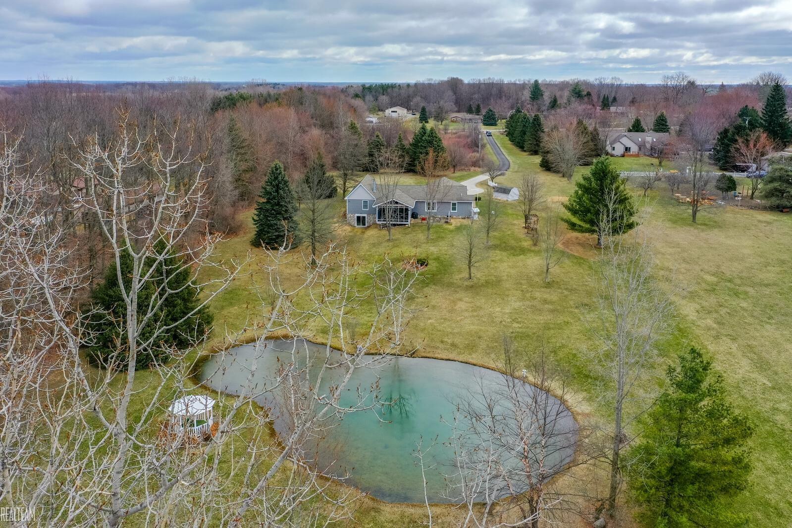 4692 Bishop Road Dryden, MI 48428 - Photo 4 of 35 50171882-5ac327f6-c232-4b51-b2e8-5d87054863c4.JPG