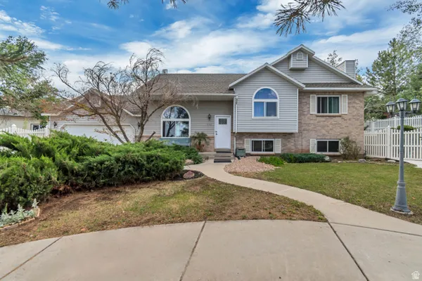 $530,000 | 332 East Magellan Lane, Payson, UT 84651