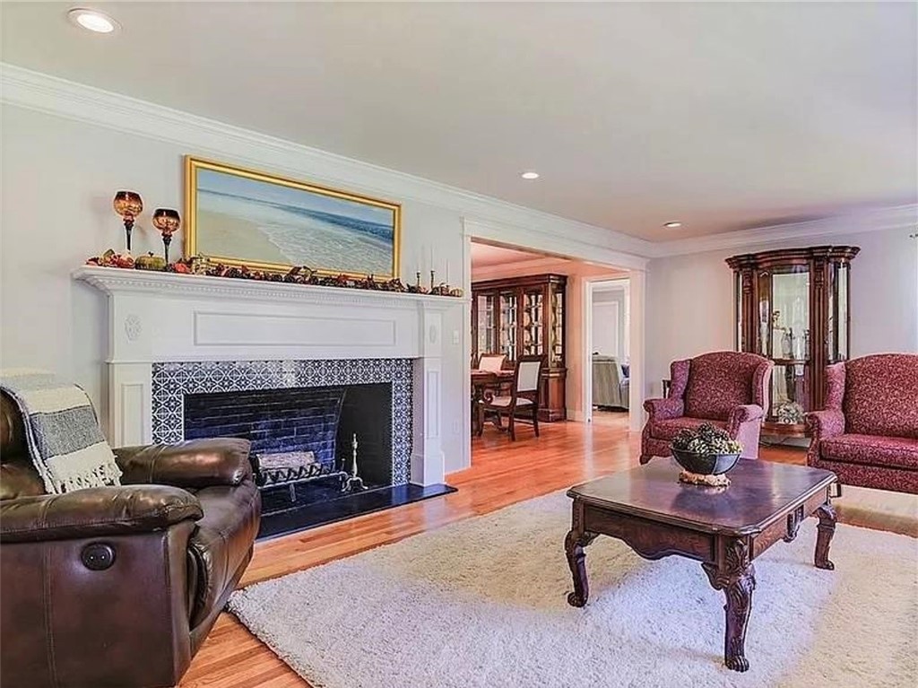 23 Half Mile Road Barrington, RI 02806 - Photo 11 of 36 Gallery Image 11