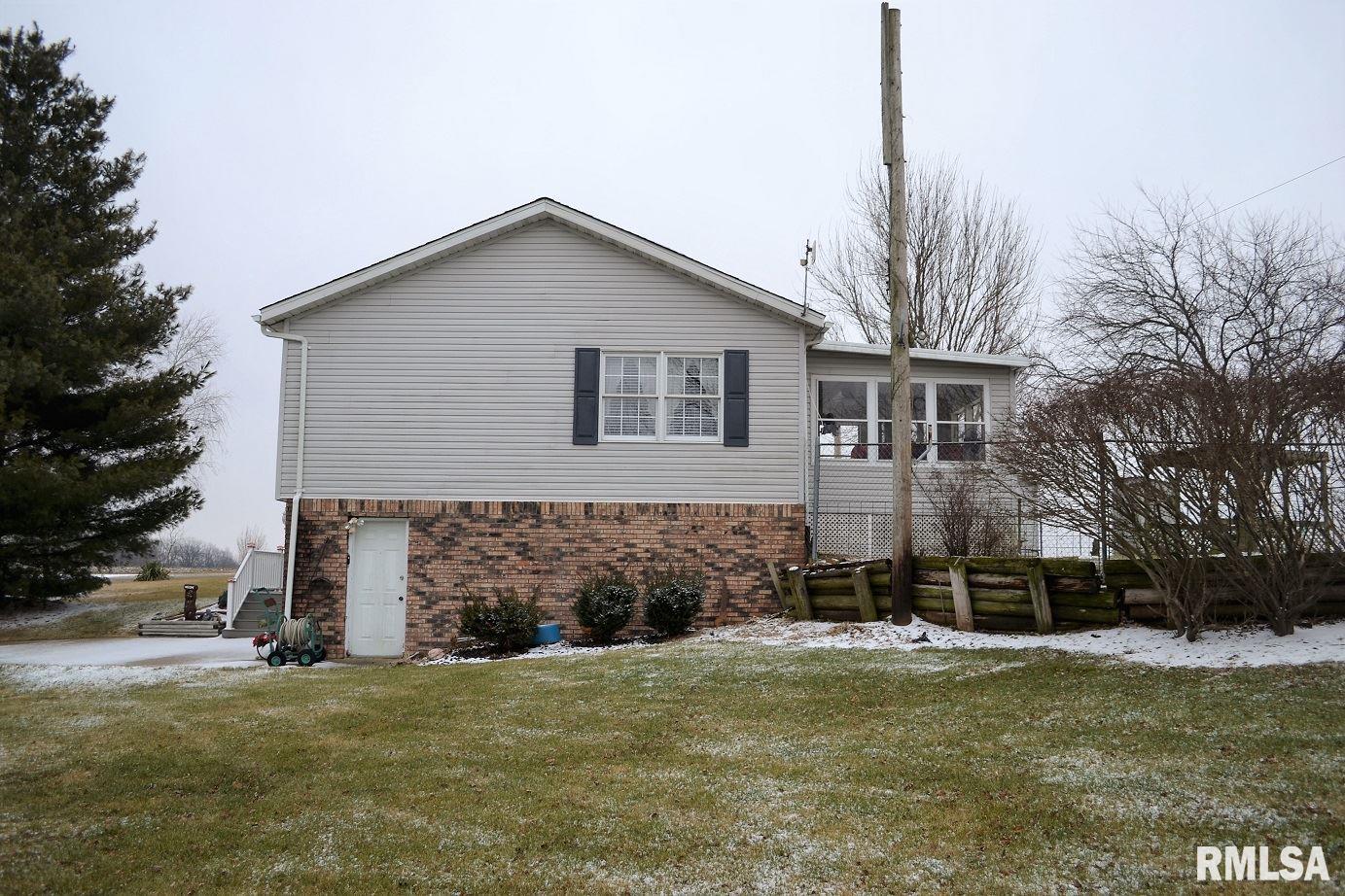 1635 Matson Road Jacksonville, IL 62650 - Photo 38 of 43