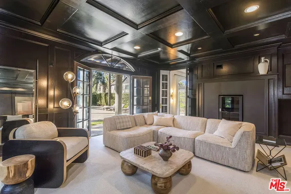 $18,495 | 17230 1/2 Silver Lane, Encino, CA 91316