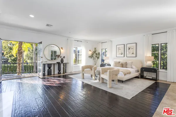 $18,495 | 17230 1/2 Silver Lane, Encino, CA 91316