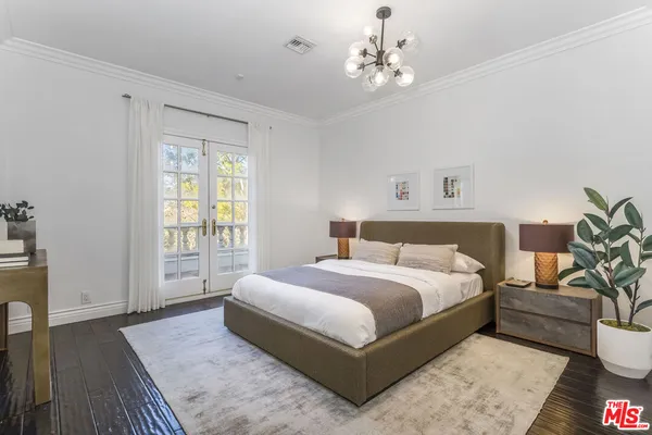 $18,495 | 17230 1/2 Silver Lane, Encino, CA 91316