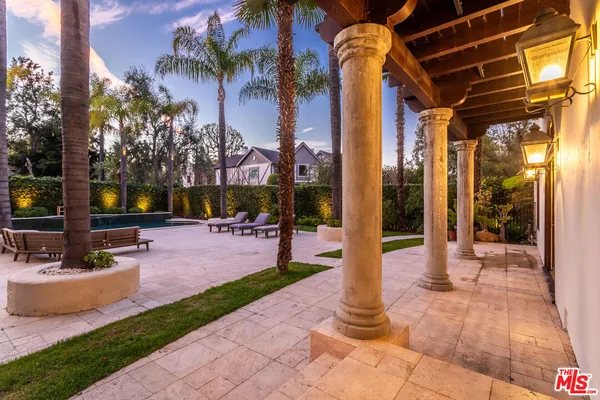 $18,495 | 17230 1/2 Silver Lane, Encino, CA 91316