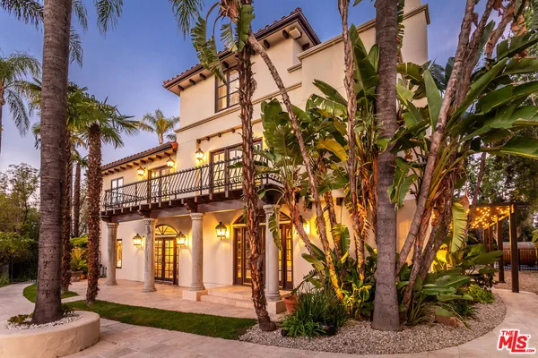 $18,495 | 17230 1/2 Silver Lane, Encino, CA 91316