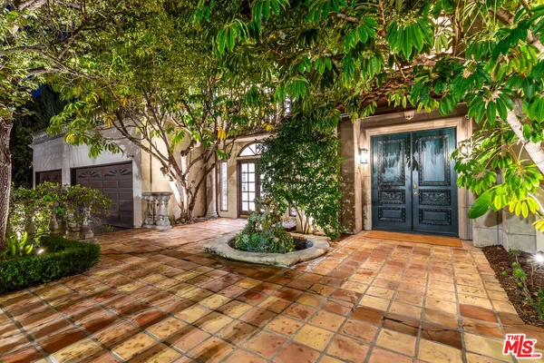 $18,495 | 17230 1/2 Silver Lane, Encino, CA 91316