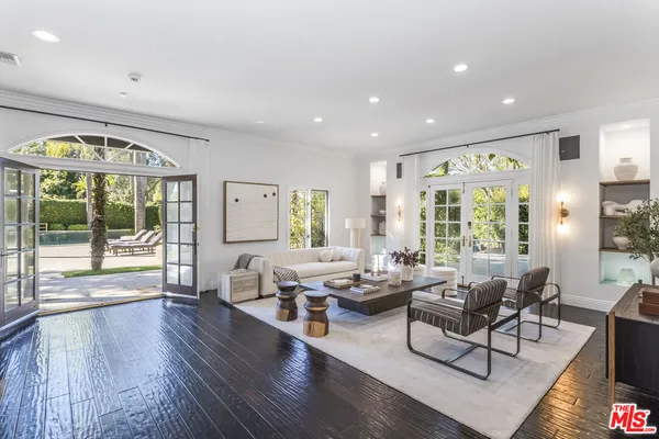 $18,495 | 17230 1/2 Silver Lane, Encino, CA 91316