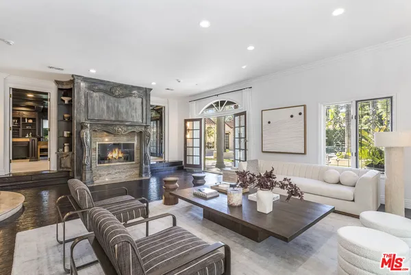 $18,495 | 17230 1/2 Silver Lane, Encino, CA 91316