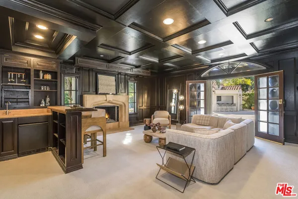 $18,495 | 17230 1/2 Silver Lane, Encino, CA 91316