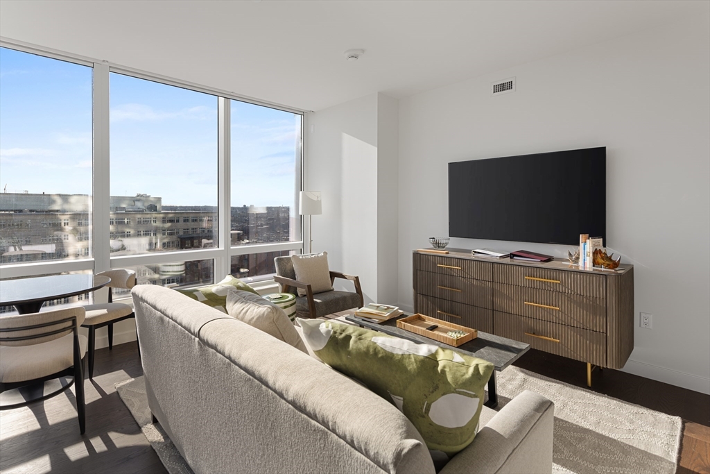 40 Trinity Place, Unit 1505 Boston, MA 02116 - Photo 2 of 19