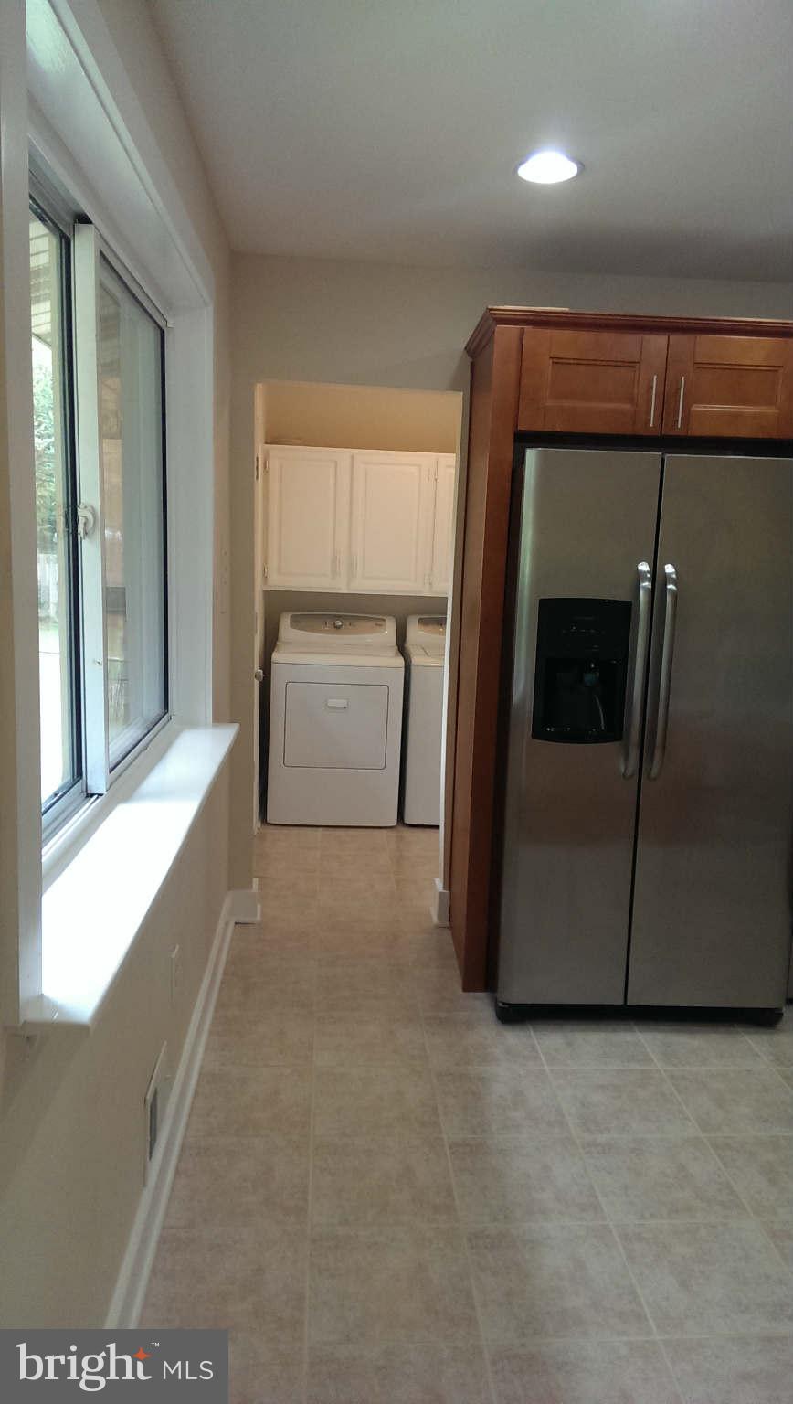 411 Eisner Street Silver Spring, MD 20901 - Photo 11 of 26 Interior (General)