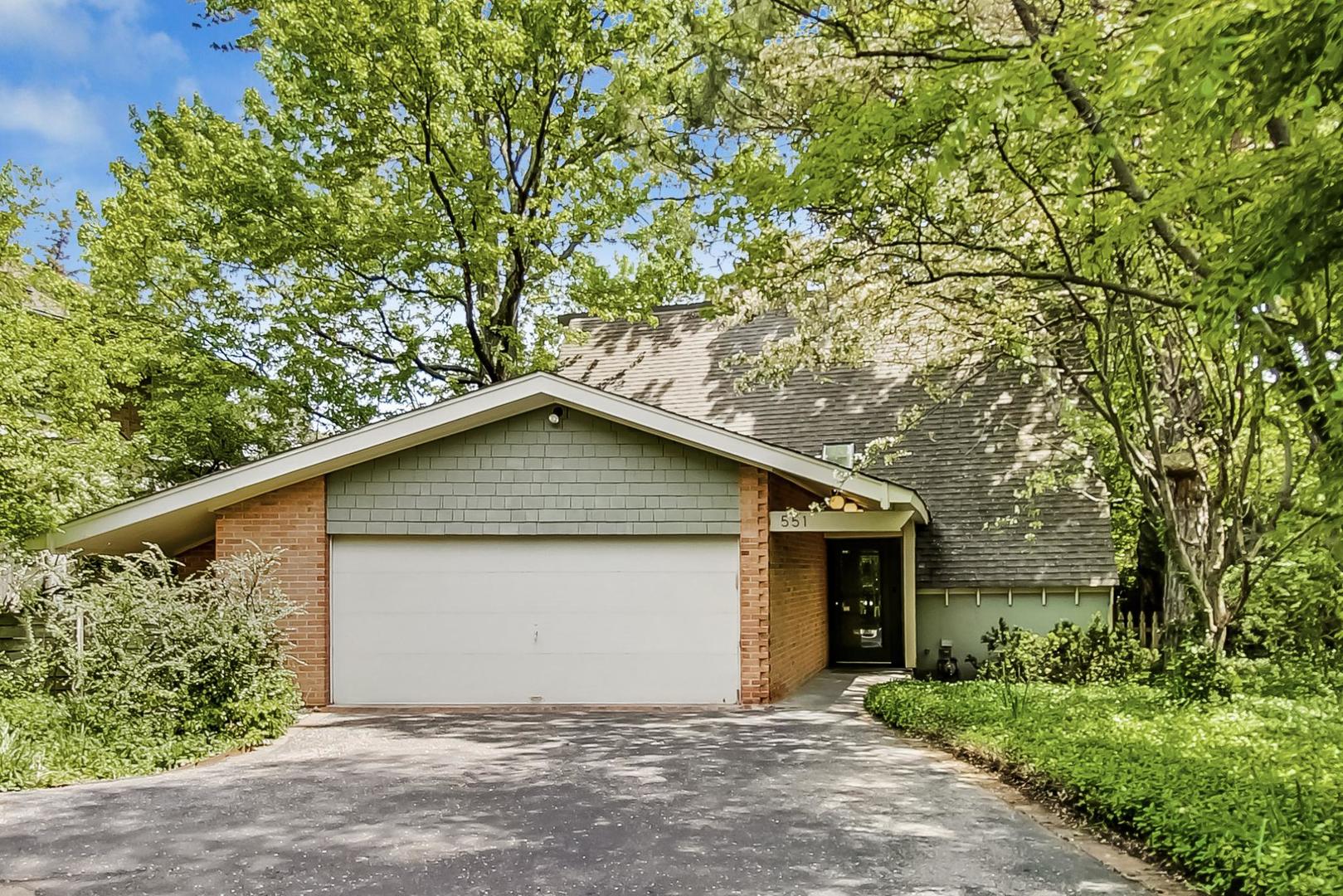 551 Ridge Road Kenilworth, IL 60043 - Photo 1 of 40