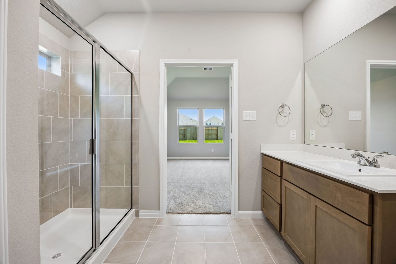 31108 Rena Coast Drive Huffman, TX 77336 - Photo 17 of 30 Primary Bathroom in the Sabine home plan by Trophy Signature Homes – REPRESENTATIVE PHOTO