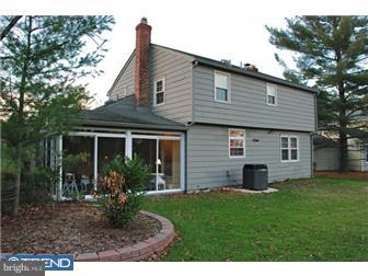 559 Tarrington Road Cherry Hill, NJ 08034 - Photo 23 of 25 a front view of house with a garden