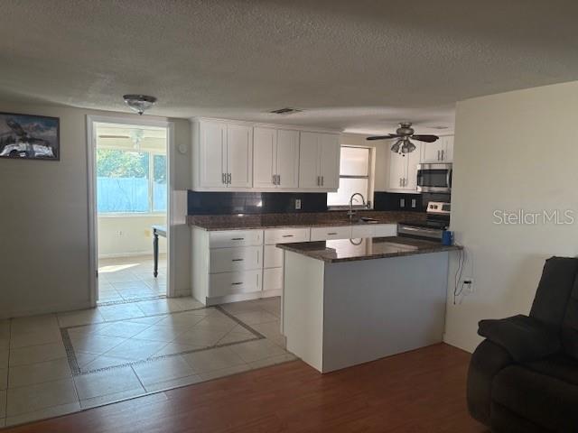 8006 Portage Drive Port Richey, FL 34668 - Photo 7 of 29