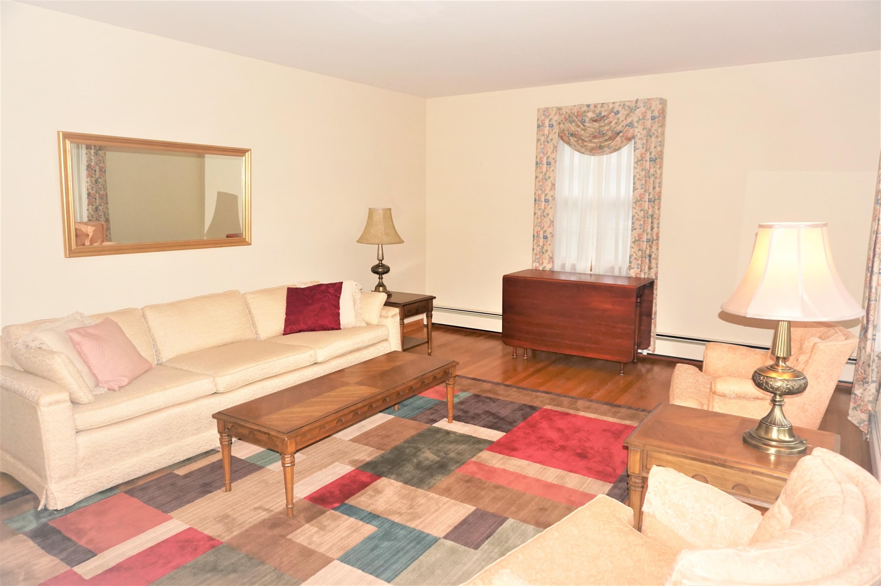 445 Rowan Road White Sulphur Springs, WV 24986 - Photo 9 of 27 Gallery Image 9
