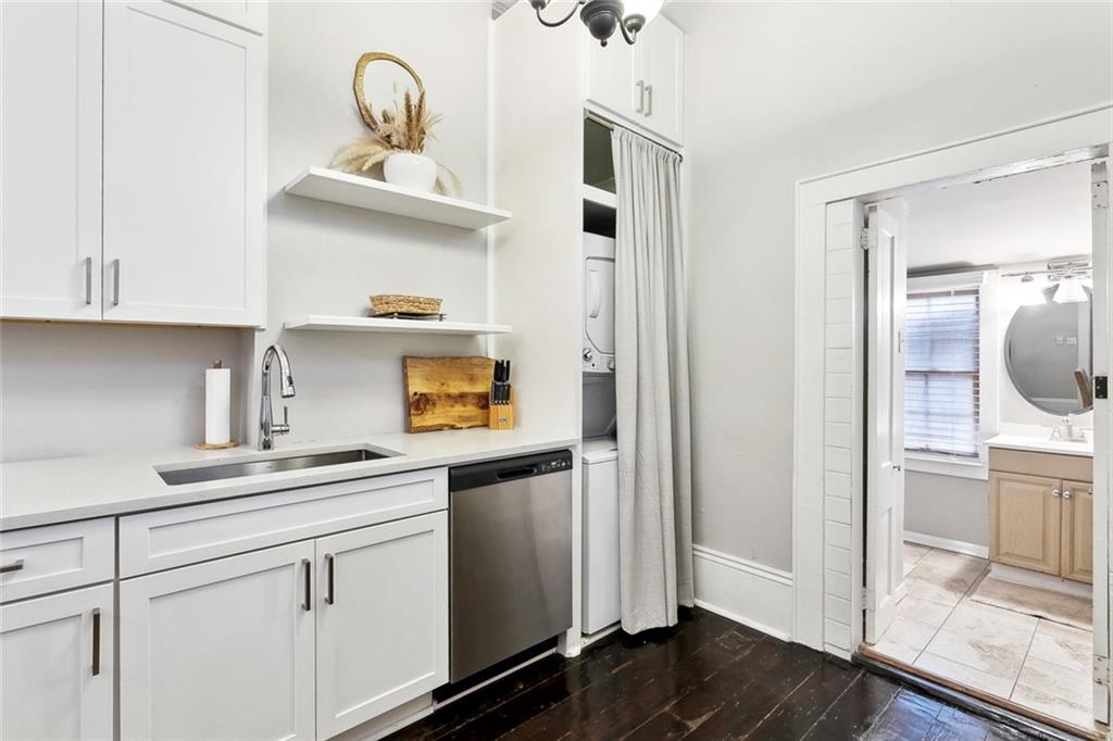 2418 Constance Street, Unit RIGHT New Orleans, LA 70130 - Photo 7 of 13