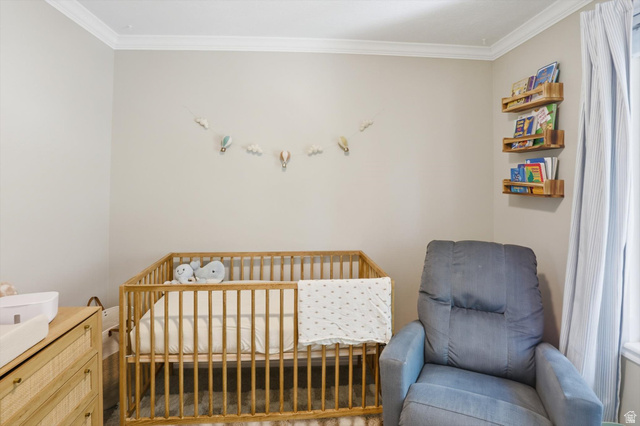 8938 Manchester Lane Sandy, UT 84093 - Photo 20 of 50 Neutral wall color with crown molding