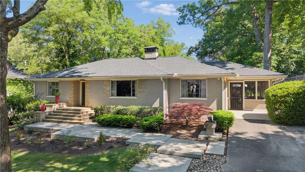 1196 Sheridan Road Northeast Atlanta, GA 30324 - Photo 3 of 48