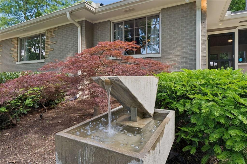 1196 Sheridan Road Northeast Atlanta, GA 30324 - Photo 4 of 48