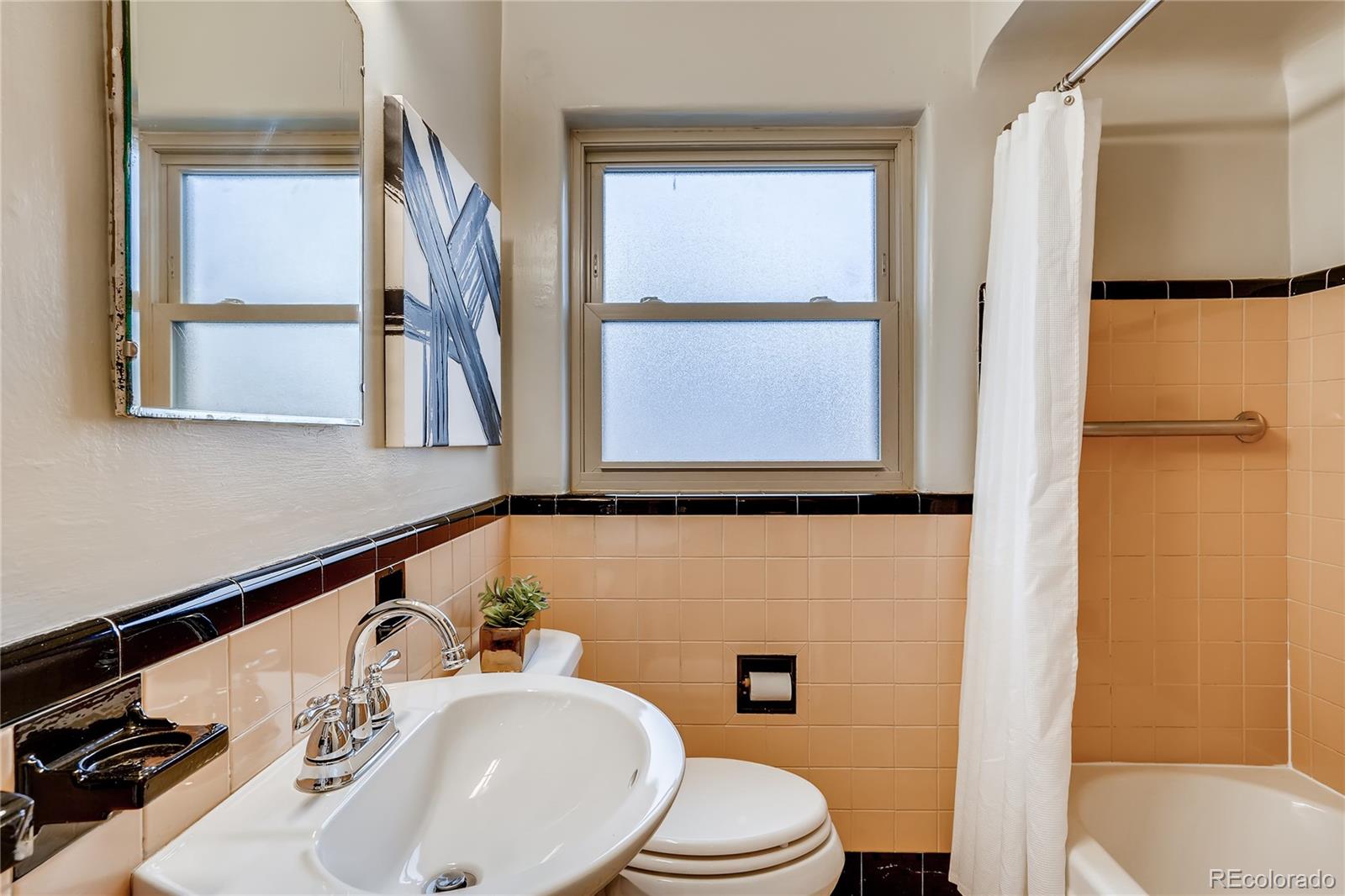 2890 Raleigh Street Denver, CO 80212 - Photo 17 of 32 Gallery Image 17
