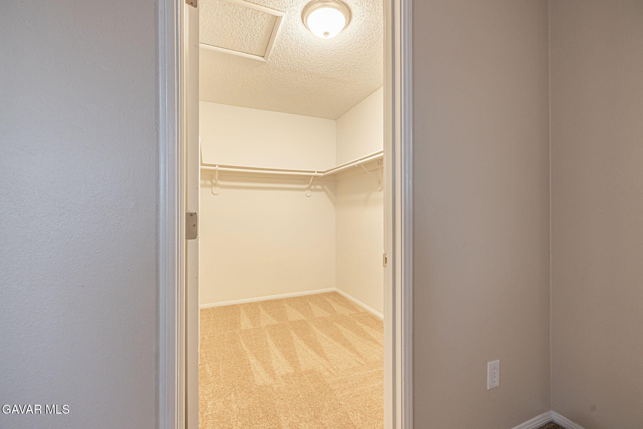 1201 Camran Avenue Lancaster, CA 93535 - Photo 8 of 49 32-web-or-mls-AVOH--40