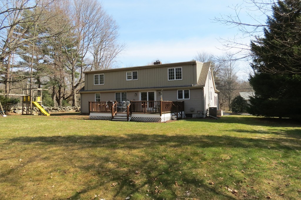 53 Lakeview Road Foxboro, MA 02035 - Photo 19 of 23 Gallery Image 19