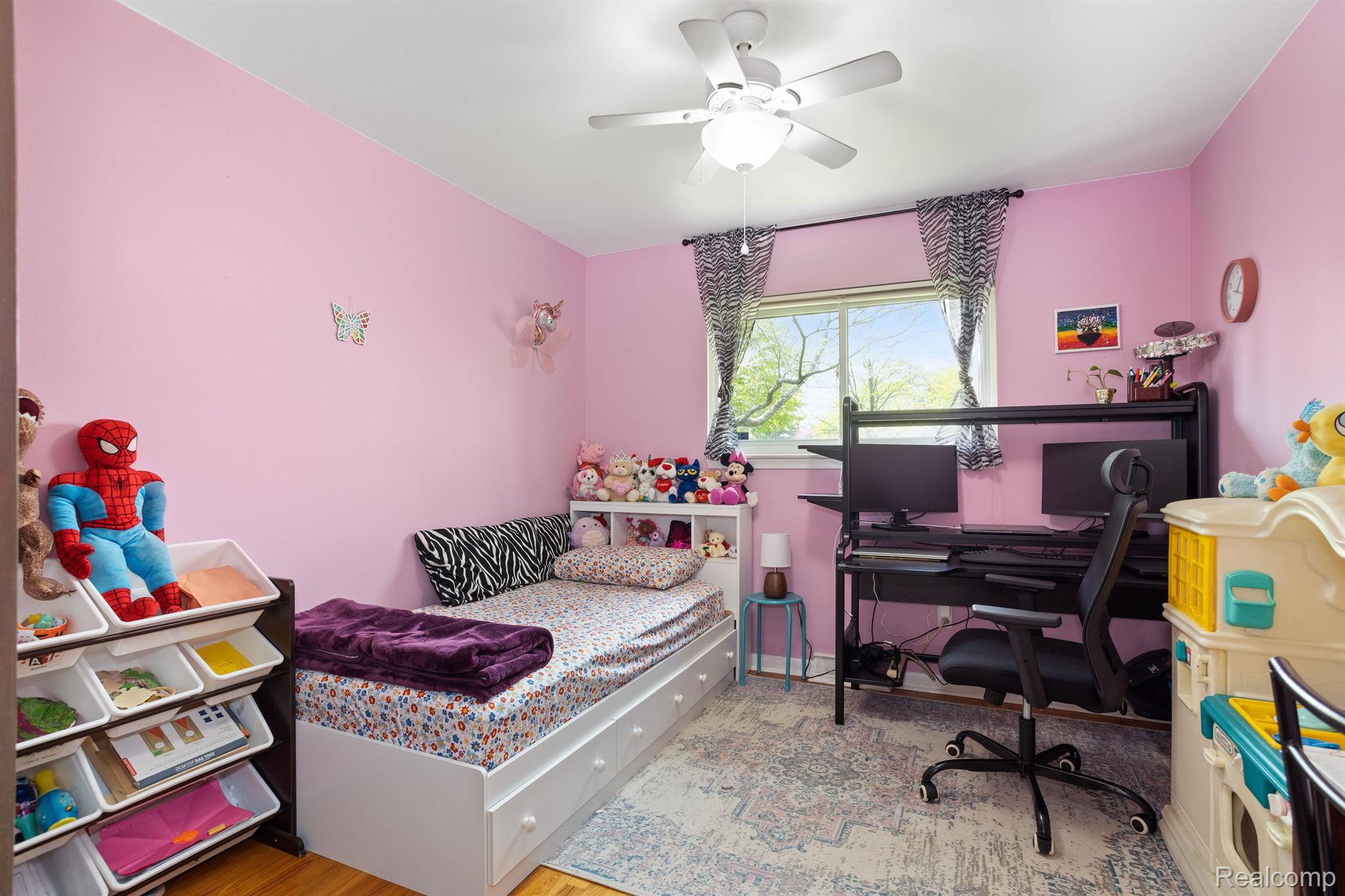 33702 James Farmington, MI 48336 - Photo 14 of 27 Gallery Image 14