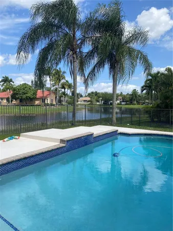 $7,400 | 3066 Lakewood Circle, Unit 3066, Weston, FL 33332