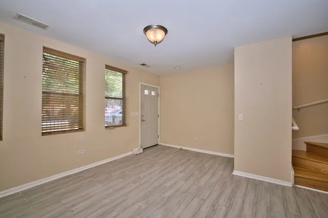 $439,000 | 353 East Eastgate Place, Chicago, IL 60616