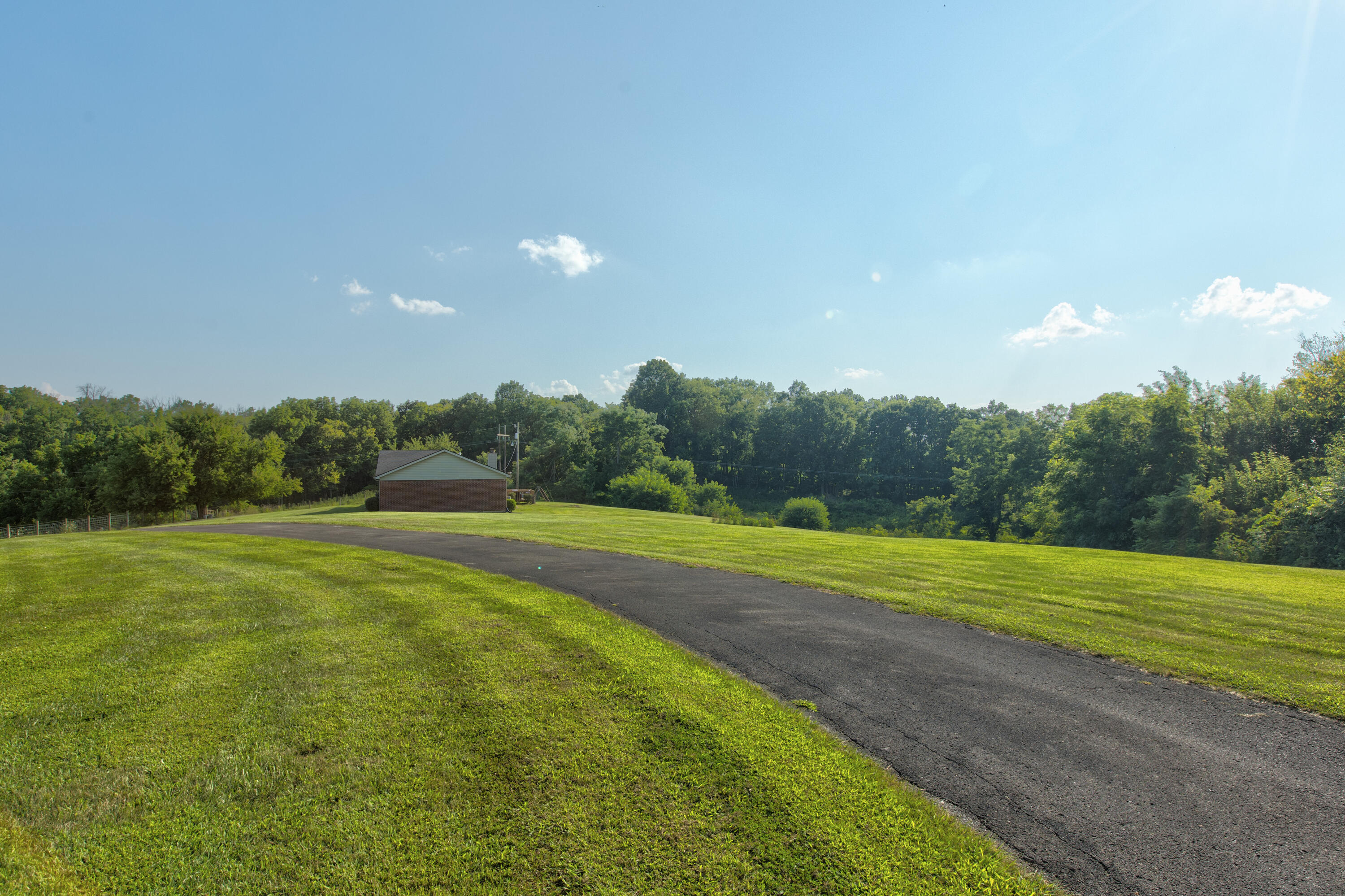 6900 Donaldson Road Mount Sterling, KY 40353 - Photo 22 of 25 261A3868_69_70